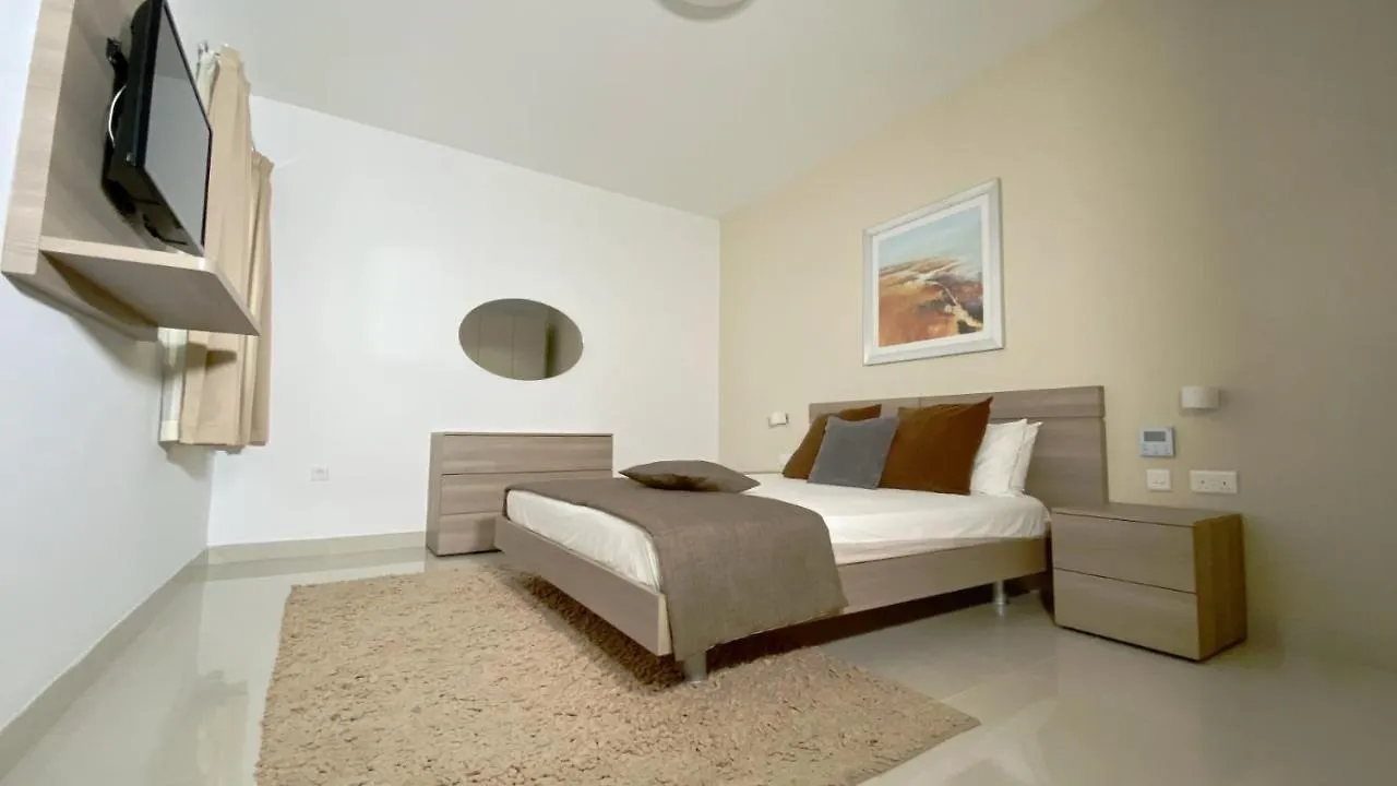 Appartamento Let Me Host Malta Sliema Sea front